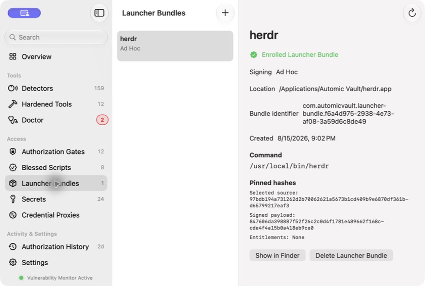 Launcher Bundles sidebar showing an enrolled herdr bundle, Ad Hoc signing, managed installation path, command link, and pinned hashes